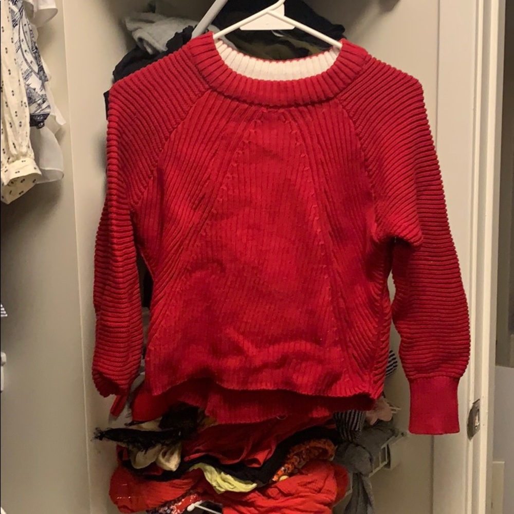 Sweater red